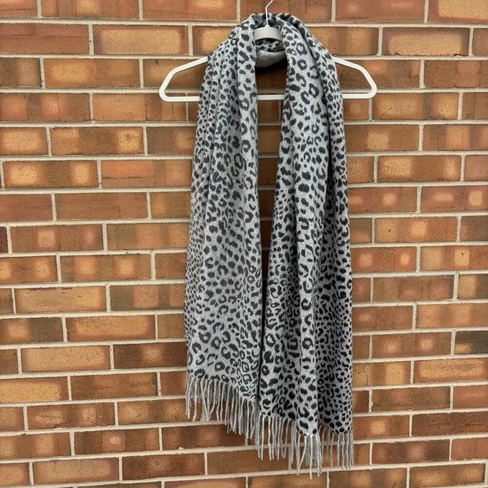 Reversible Paisley Pashima And Cheetah Print 100% Cashmere Tasseled Scarf OS